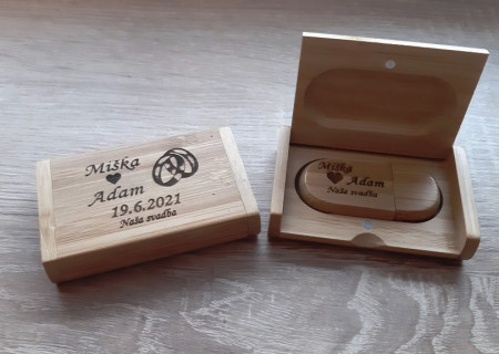 32GB USB kľúč s textom