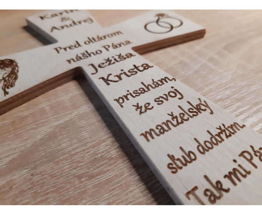 Krížik s textom