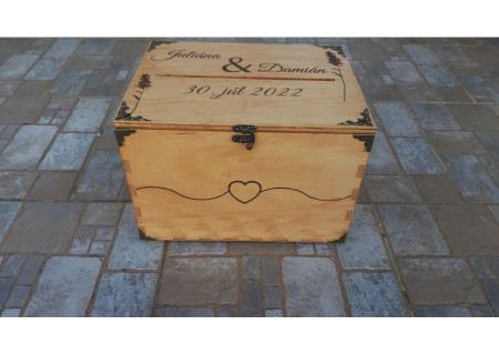 Drevený box na svadobné želania